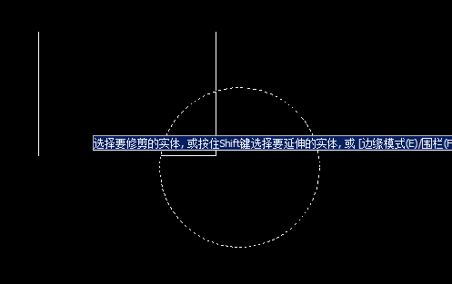 圍欄和窗交命令在CAD中的作用是什么？